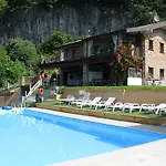 Della Rota *